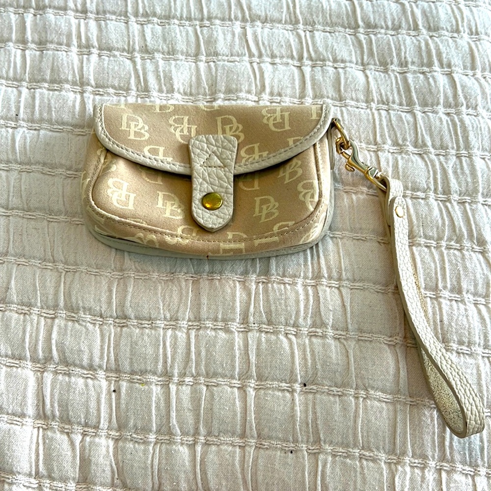 Cute wristlet